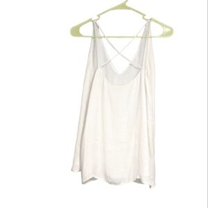 CHELSEA 28 WHITE CROSS BACK CAMI (LIKE NEW)